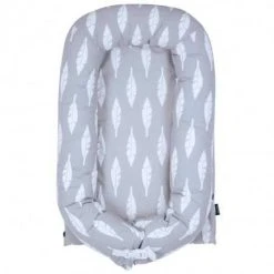 Emma Mallisto Emma Vauvapesä, Harmaa Höyhen