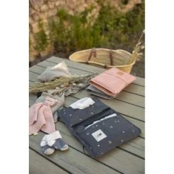 LÄSSIG Lässig Hoitoalusta, Stripes Rose -Baby Wallaby Shop laessig hoitoalusta stripes rose 2