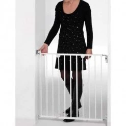 Safety 1st Turvaportti Wall-Fix, Valkoinen -Baby Wallaby Shop safety 1st turvaportti wall f valkoinen 3